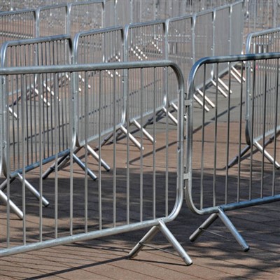 Fodgængerbarrierer i metal